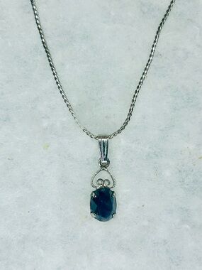 Vintage Avon Sterling Silver Smoky Grey Pendant Necklace (1978-1985)